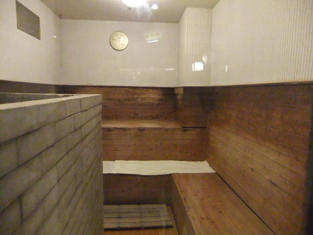 Hotel 28 Hiroshima Buitenkant foto